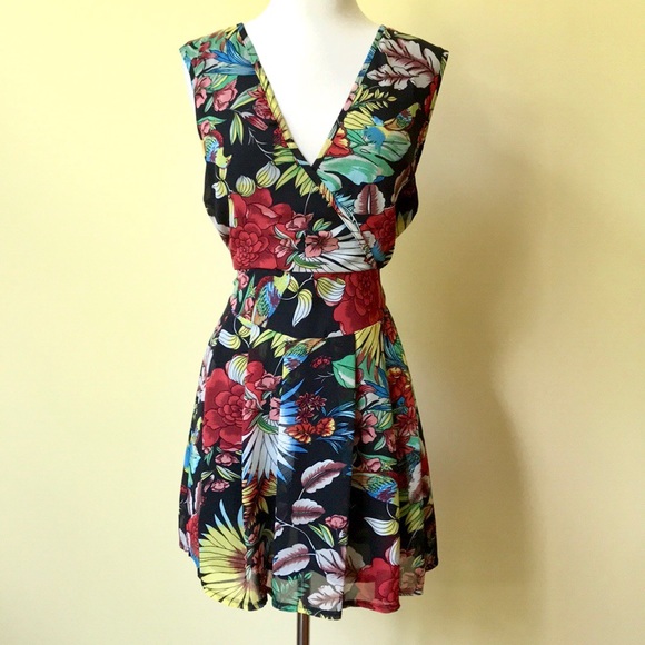 ASOS Dresses & Skirts - Mela Loves London Floral Lace Back V-Neck Dress